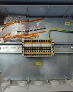 Control cab. limit switch at the back feedcart